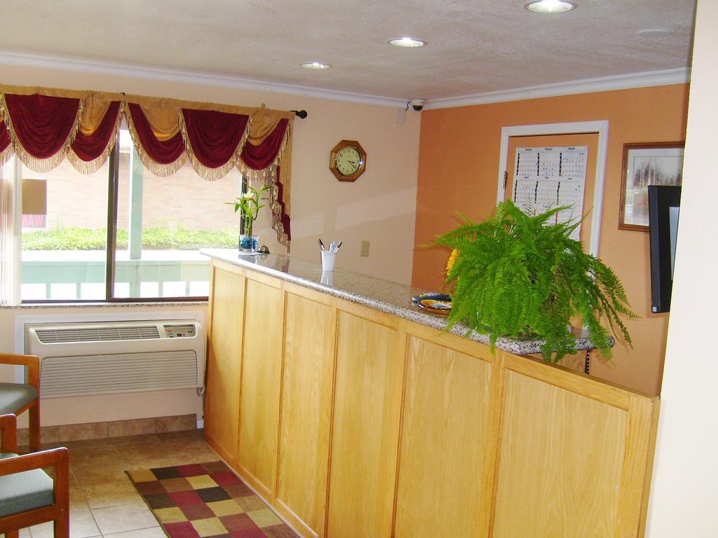 Stagecoach Inn Motel Molalla Экстерьер фото